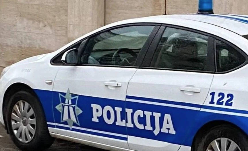  PODIGNUTA OPTUŽNICA I RASPISANA POTERNICA On se povezuje sa ubistvima Adisa Spahića i "škaljarca" Damira Hodžića