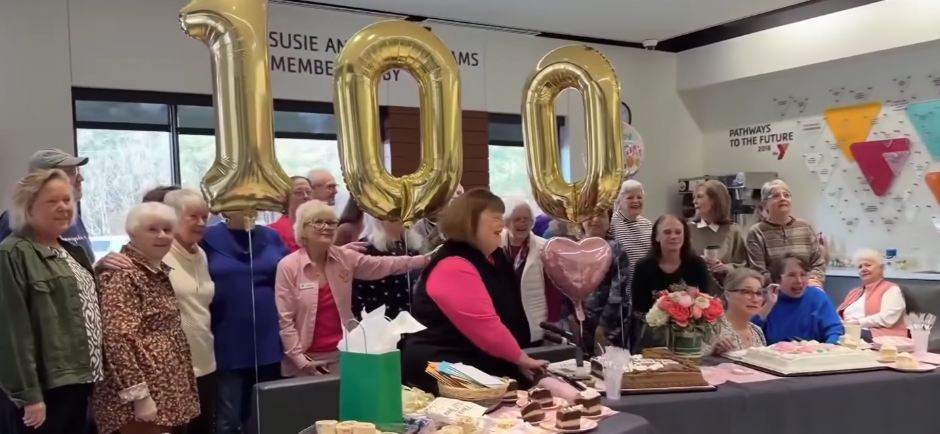 DOČEKATI 100. BAR LAKO Samo poslušajte savete ove bake, prosto je genijalna