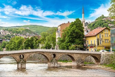 Sarajevo bez svojih najvernijih gostiju - rat na Bliskom istoku preti turizmu