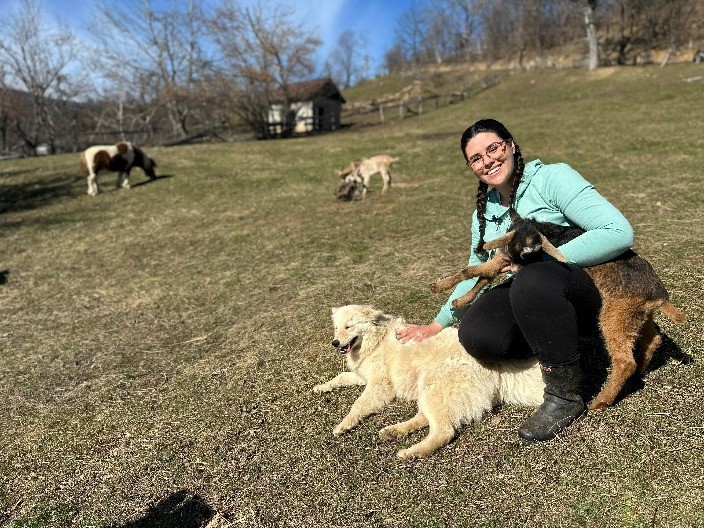 Milka, Rogica, Maja - svakoj kozi dala ime a jariće nuna pred spavanje: Lepa Jovana je ponos Dubrave