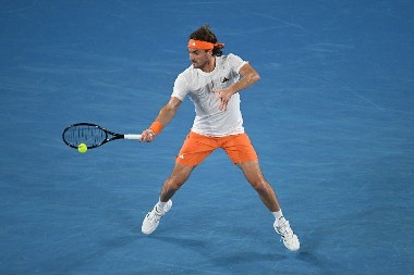 TIČE SE VELIKE TROJKE Neverovatno dostignuće Stefanosa Cicipasa