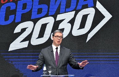 NAROD ŽELI RAD I RAZVOJ, DOBRU BUDUĆNOST ZA SVOJU DECU Vučić: Neće građani blokade, neće građani maltretiranje