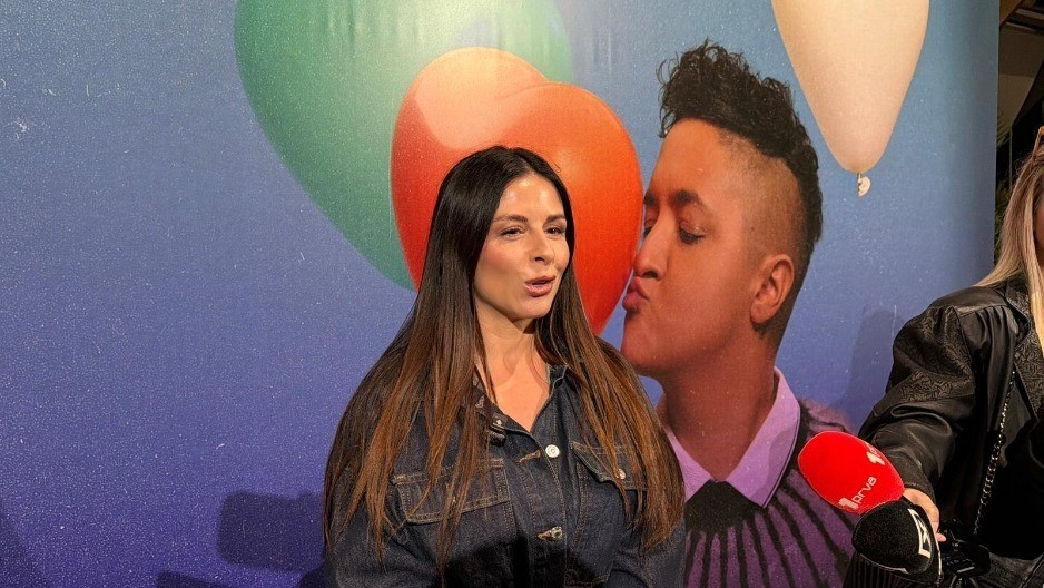 PRVA REAKCIJA ANE SEVIĆ NAKON SMRTI BIVŠEG DEVERA Kad je čula da je Darku umro brat, jedva je ostala na nogama 