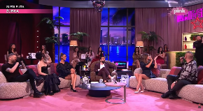 PEVAČICA NAPALA VODITELJA USRED EMISIJE Skandal na Pinku, javno mu poručila ovo!