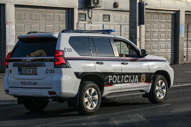 ČETVRTI AUTOMOBIL IZGOREO ZA NEKOLIKO DANA Policija utvrđuje da li su požari povezani