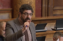 LAZOVIĆ KUKAO, PA NA OVO ZABORAVIO Ima ko nije, OVO je tražio od Vučića