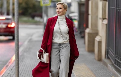 Modna pravila za žene posle 50. godine: Evo kako da izgledate deceniju mlađe