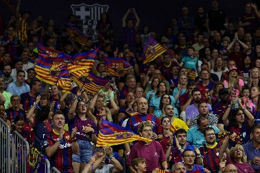 SVI MU SE SMEJU Navijač Barselone krenuo na utakmicu Lige šampiona, pa završio na pogrešnom stadionu