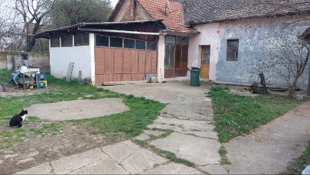   ODREĐEN MU JE PRITVOR NAKON SASLUŠANJA Tereti se da je izbo dve žene u Odžacima