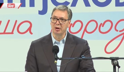 VUČIĆ PORUČIO FUNKCIONERIMA: Radićete za narod, proveriću vas za šest meseci