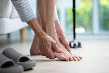 NE IGNORIŠITE OVAJ ZNAK Ako vas svrbi levi taban, spremite se za iznenađenje!