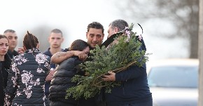 NAKON TRAGEDIJE PORODICA LAZIĆ DONELA KONAČNU ODLUKU Tuga u domu ne jenjava! 