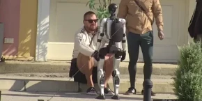 URNEBESNE SCENE U ELITI Janjuš se požalio robotu da nema intimne odnose, Tošin odgovor raspametio 