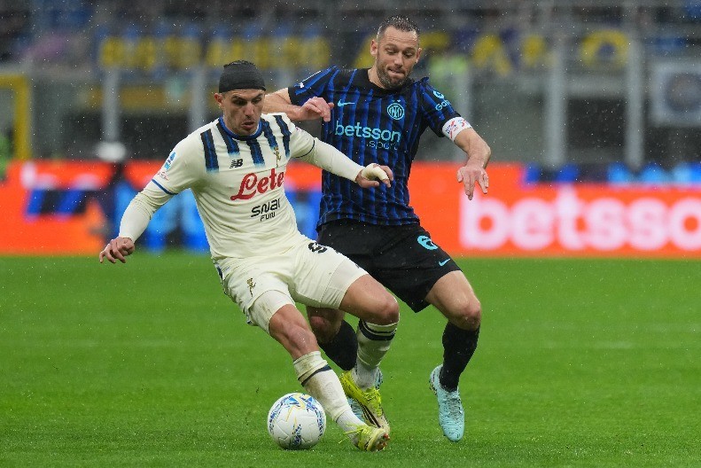 KRSTOVIĆ ŠOKIRAO "MEACU" Inter ispustio pobedu i zakomplikovao trku za titulu