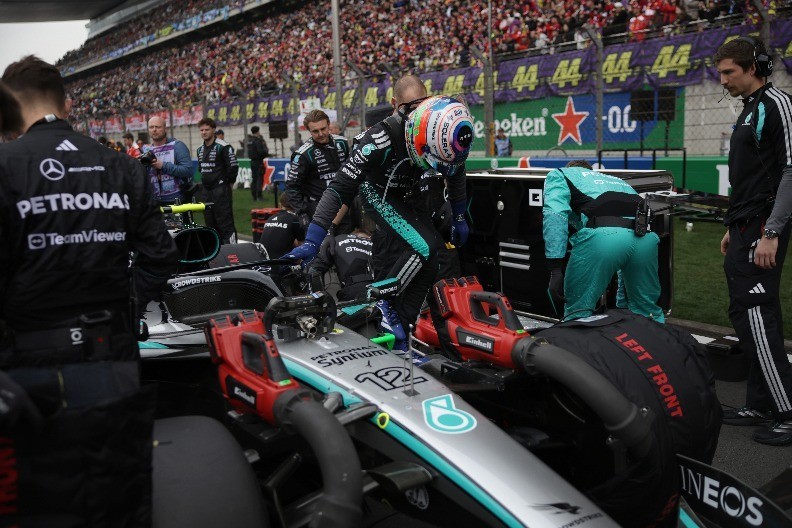 SUZE KOJE OBILAZE SVET Antoneli se rasplakao posle istorijske pobede (FOTO)