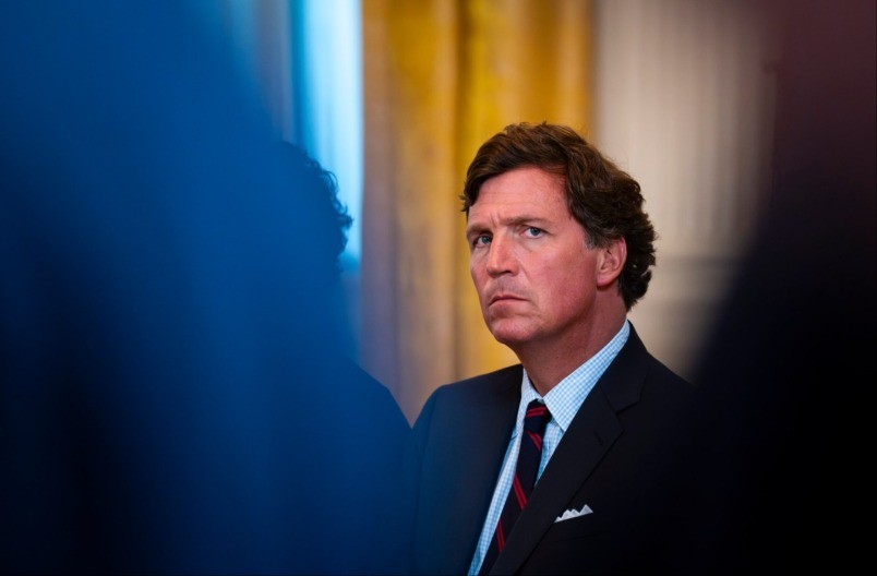 CIA UDARILA NA KARLSONA! Panika zavladala u Americi: Zbog Irana su uradili OVO 