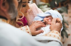 PROTOJEREJ OTKRIVA Šta ako neko ne zna da li je kršten?