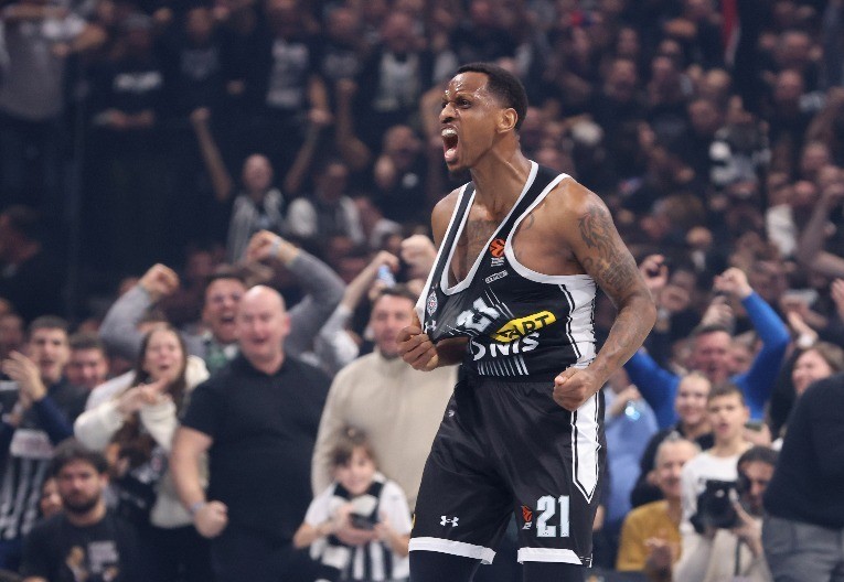 "ON JE PORODICA" Naneli otkrio da je preporučio Lesora Partizanu, pa se prisetio vremena provedenog u Humskoj