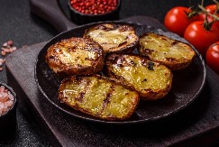 Starinski način pripreme krompira: Krompir u kaputu – specijalitet, ko proba neće se pokajati!