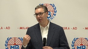 VEŠTAČKA INTELIGENCIJA STIŽE U FABRIKE Vučić najavio veliku modernizaciju industrije