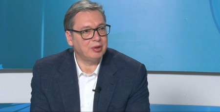 "TU JE SAMO VIKA, DREKA I PSOVKE" Vučić žestoko o blokaderima koji godinu dana prave haos