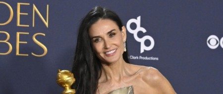 Demi Mur na Oskaru u haljini zbog koje je sve eksplodiralo: Porede je sa paunom i saksijom, a zbog njenog tela uplašili se i lekari