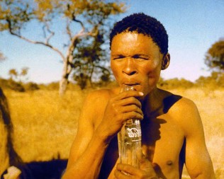 FILM DANA „Bogovi su pali na teme“