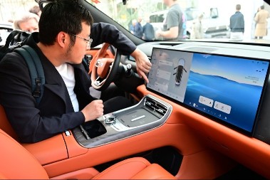 Kina predstavila genijalno rešenje - život sa električnim automobilima nikad lakši