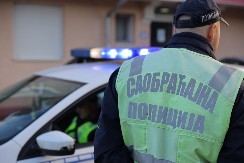 PIJANI ZA VOLANOM U ISTOČNOJ SRBIJI Četvorica isključena iz saobraćaja, jedan pao sa mopeda