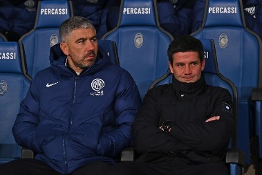OČEKUJE GA DEBI PROTIV FIORENTINE Aleksandar Kolarov postaje glavni trener Intera?