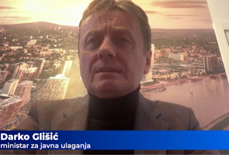 TRAKTORI NE LETE, ALI SRPSKE RAKETE LETE! "Čime se pametan stidi, time se budala ponosi" Glišić zakucao Bulja (VIDEO) 