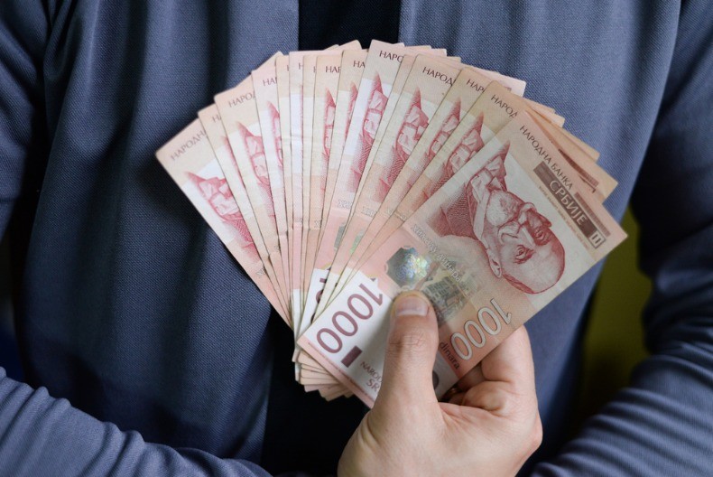 NOVAC STIŽE ZA DVA DANA Isplata za više grupa građana, od novčanih pomoći do naknada