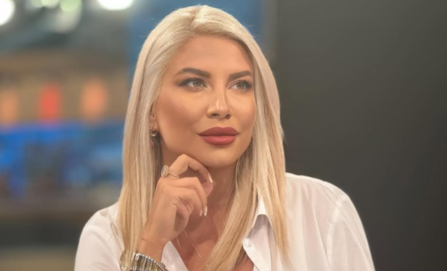 DEA ĐURĐEVIĆ OVAKO IZGLEDA U DRUGOM STANJU Komplimenti samo pljušte! (FOTO)