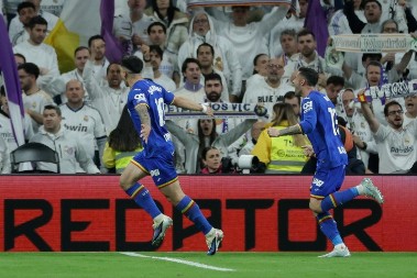 KAKVA GOLČINA Utišao Bernabeu: Neverovatan volej fudbalera Hetafea protiv Real Madrida