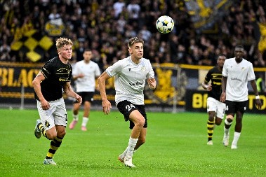 SPREČEN SLUČAJ "NOVOG KERKEZA" Mađari hteli Srbiji da preotmu još jednog igrača, FIFA spustila rampu