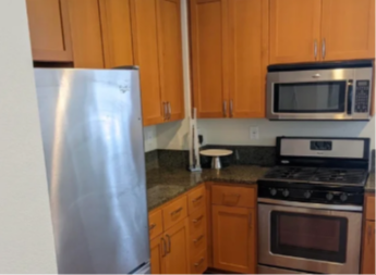 LJUDI NA MREŽAMA ODLEPILI Devojka sama renovirala kuhinju - starudiju ofarbala u ROZE pa izazvala opšte ODUŠEVLJENJE (FOTO)