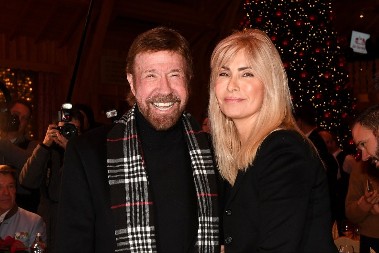 SMRT LEGENDARNOG GLUMCA Odabrali smo 20 najboljih šala o Čaku Norisu, ova mu je bila omiljena