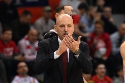 OVO SE ČEKALO Zvezda jača za centra u Atini