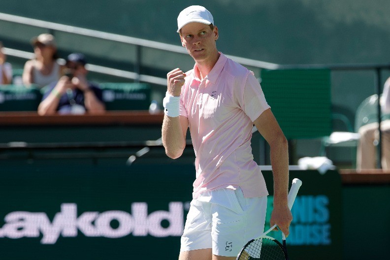 BEZ VEĆIH PROBLEMA Siner preslišao Džumhura i izjednačio Novakov rekord