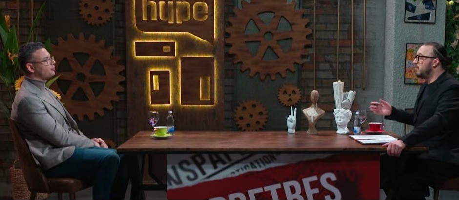 "DVE I PO GODINE SU SVI KRILI OD MENE DA IMA DEČKA" Voditelj progovorio nakon dve decenije, više neće da ćuti