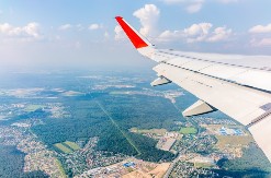 HOROR NA LETU! Putnica preminula u avionu, pilot doneo odluku koja je ZGROZILA sve 