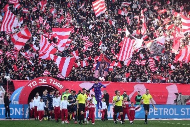 PRST U OKO NAJVEĆEM RIVALU Zvezda slavi titulu protiv Partizana?