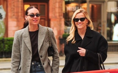 Vratile se farmerke koje svima brutalno stoje! Izdužuju noge, u njima izgledate mršavije 5 kg, morate da ih imate ovog proleća