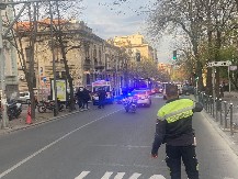 OBOREN MOTOCIKLISTA U FRANCUSKOJ ULICI Hitno prevezen u bolnicu