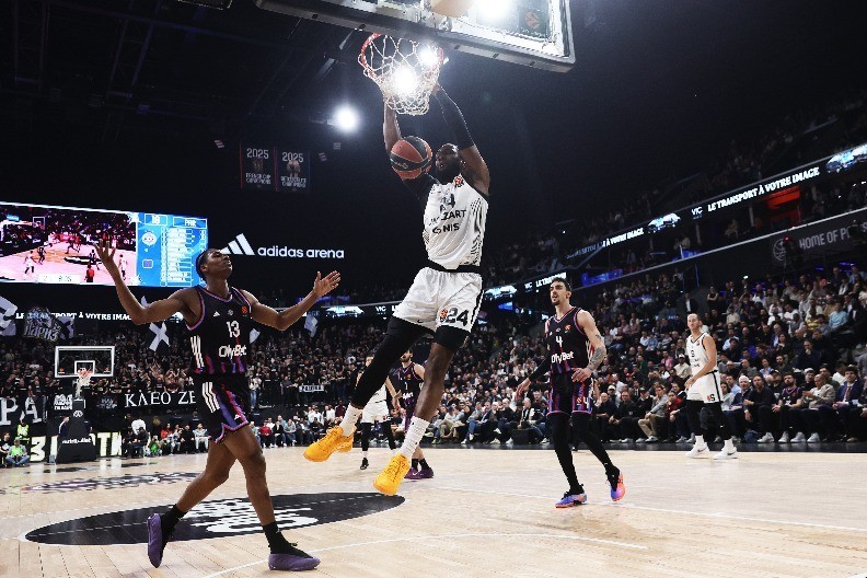 "DUBOKO UDAHNEM I NASTAVIM" Bruno Fernando smislio taktiku za rešavanje problema