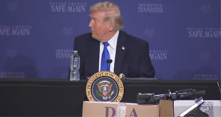 "REKAO SI: URADIMO TO": Tramp bliskog čoveka "baca pod autobus", skida odgovornost za rat sa sebe! (VIDEO)