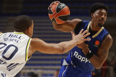 NIJE DOBRO ZA CRVENU ZVEZDU Bajern bez Svetislava Pešića poražen u Kaunasu, Makabi šokirao evropskog prvaka