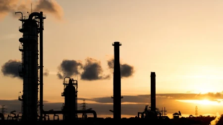 "PROŽIVLJAVAMO NAJVEĆU ENERGETSKU KRIZU U ISTORIJI" Bivši savetnik Bele kuće upozorio na NAJGORI MOGUĆI SCENARIO ako Ormuski moreuz ostane blokiran