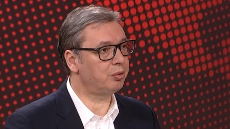 "RAFNERIJA RADI, NEMA PROBLEMA" Vučić očekuje rešenje za NIS do 22. maja