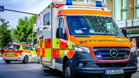 TRAGEDIJA! KAMION USMRTIO MAJKU I SINA (3) Krenuli ka vrtiću pa usledio horor, devojčica jedina preživela (FOTO)